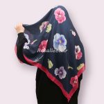 روسری نخی بنفشه